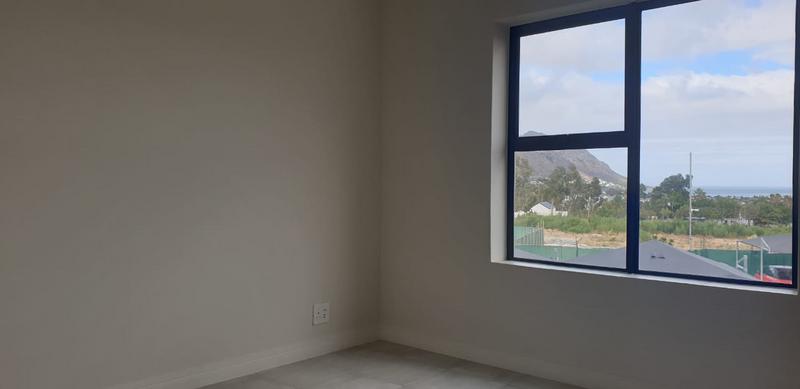 To Let 2 Bedroom Property for Rent in Gordons Bay Western Cape